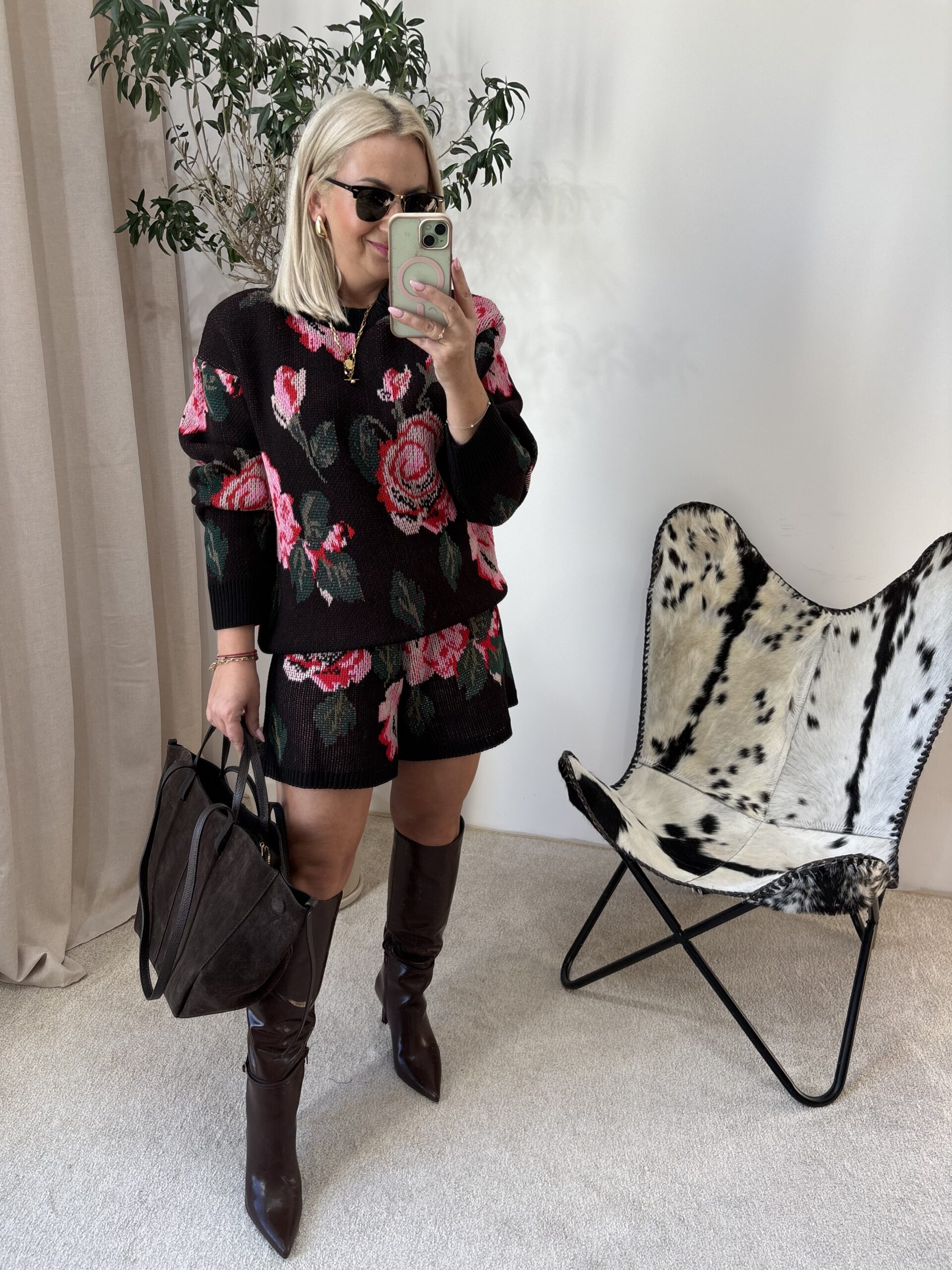 KOMPLET DZIANINOWY RÓŻE CZEKOLADA